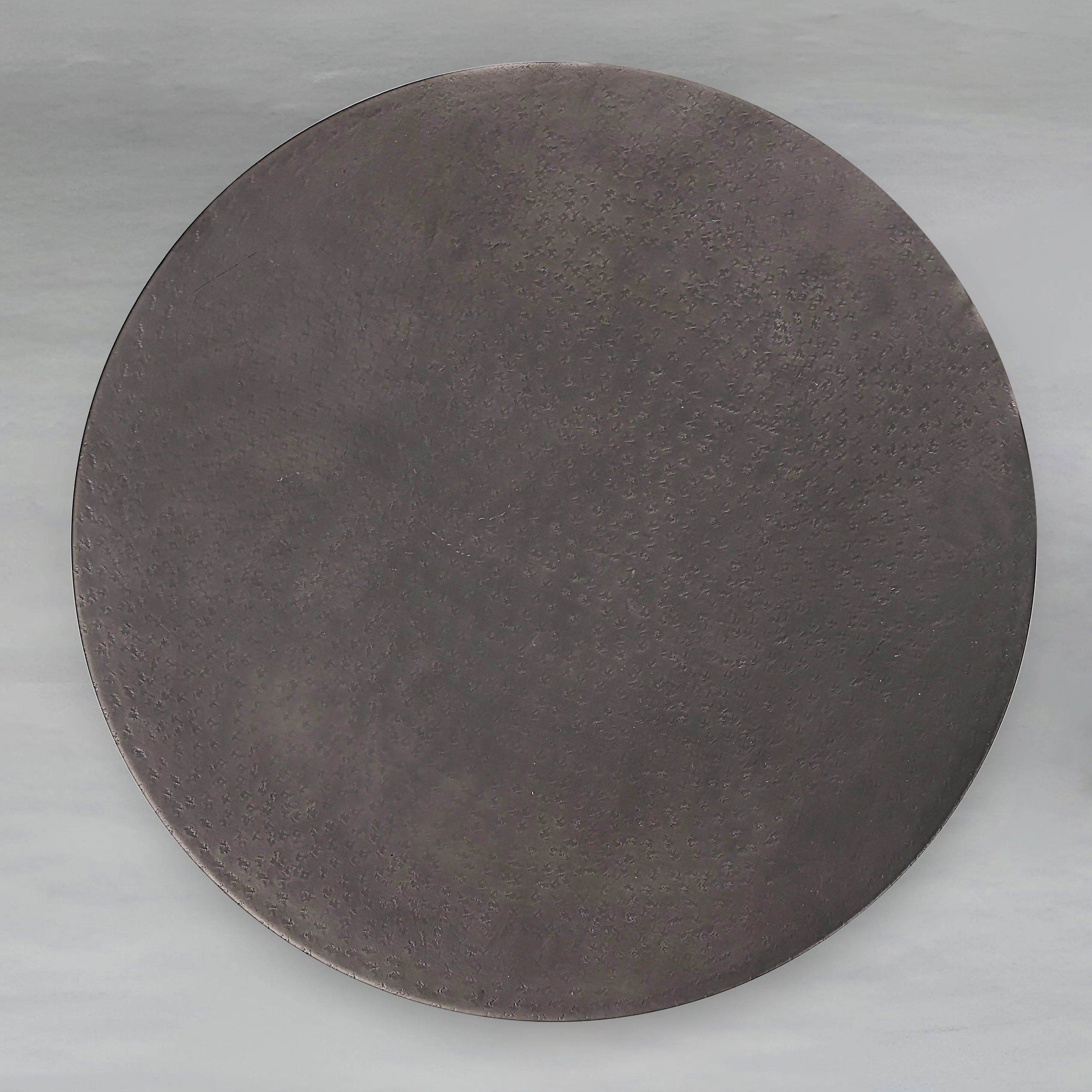 ravenna-metal-drum-side-table_3_dw.webp