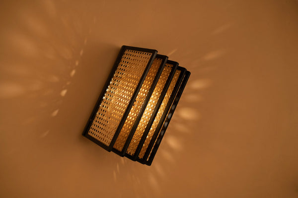 Reeding Lamp - Wall