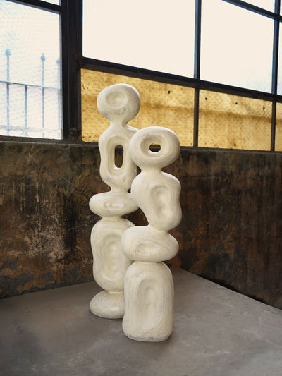 Ren Scultpure White Large
