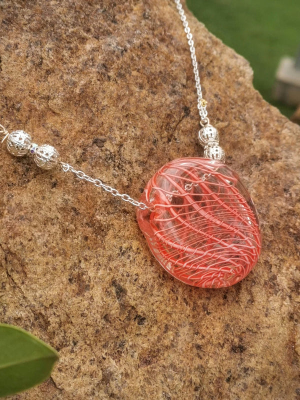 Retro Radiance - Necklace Red