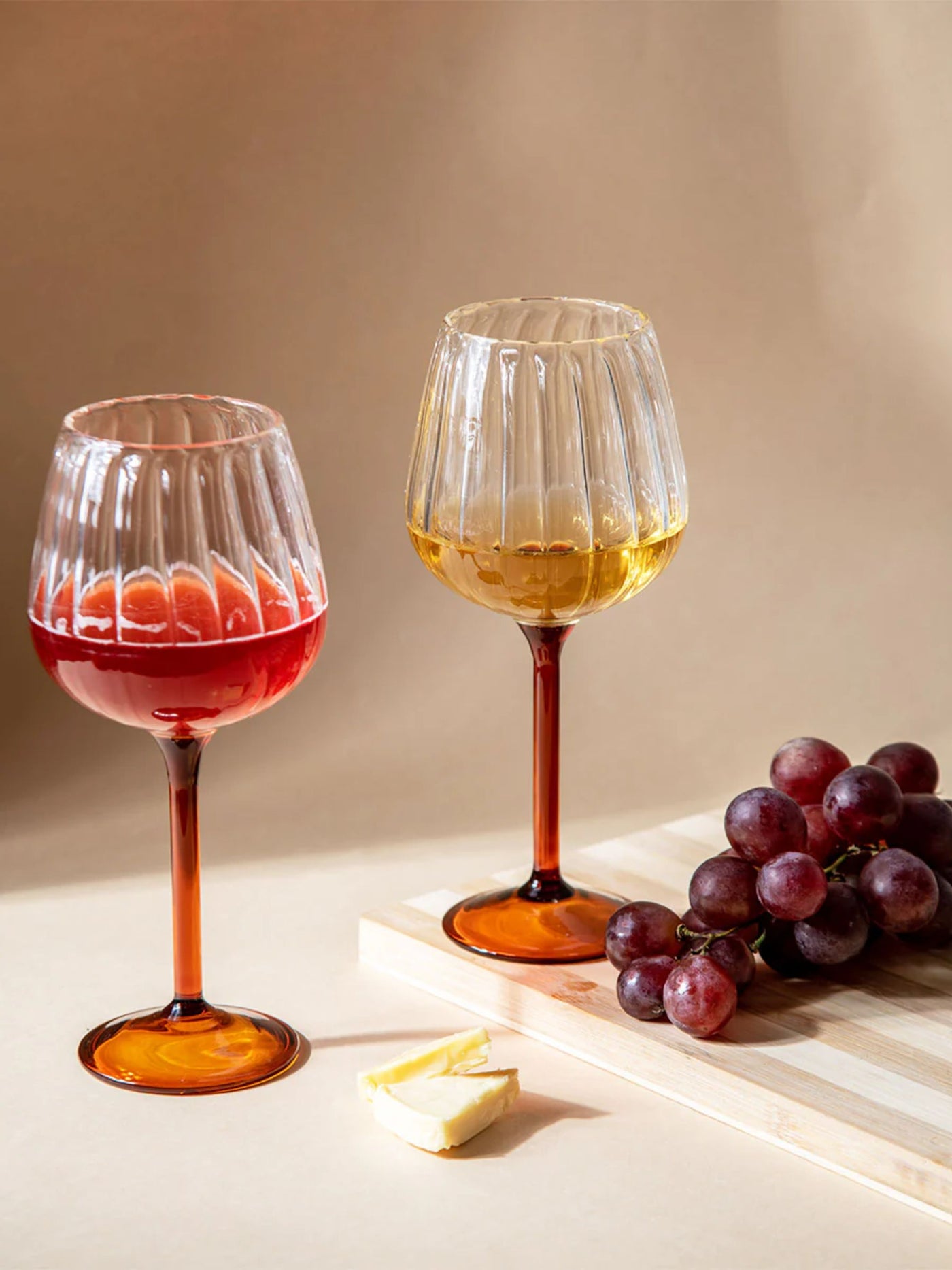 Ribbed Goblet Wine Glass - Amber