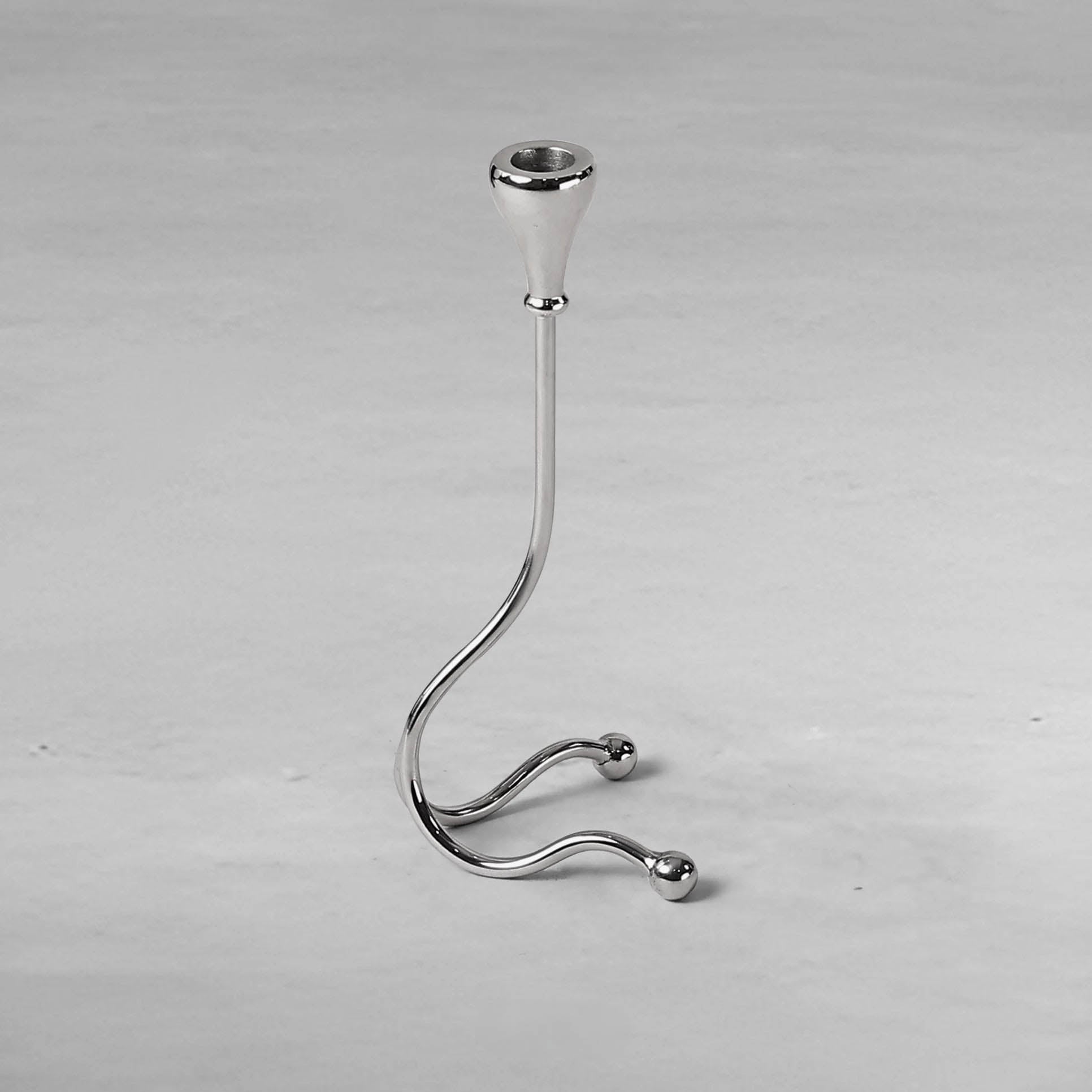 ribbon-candle-holder-1-tall_2_dw.webp