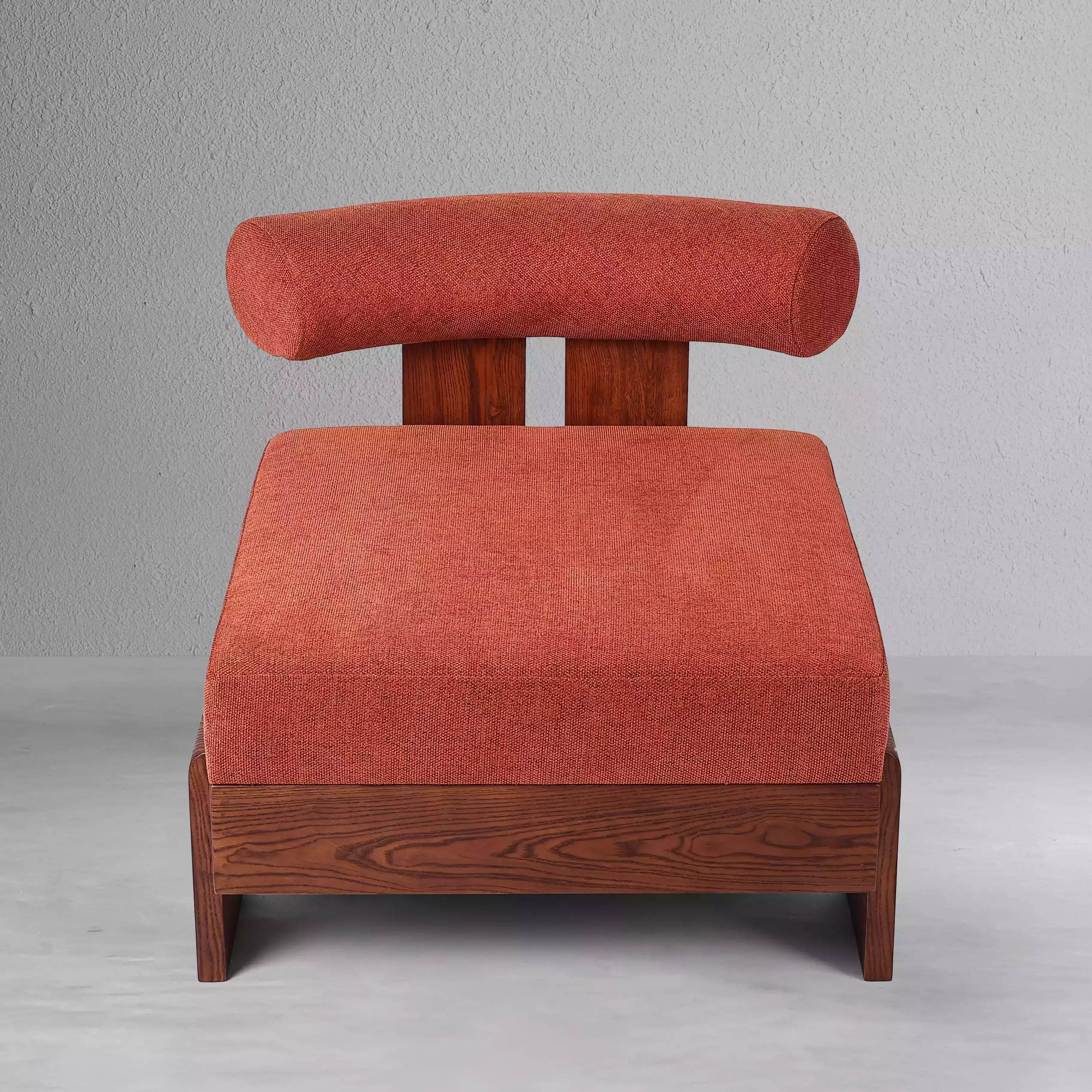 ridge-lounge-chair_2_dw.webp