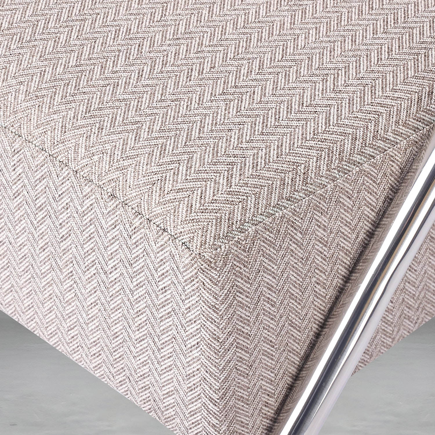 ritz-chair_6_dw.webp