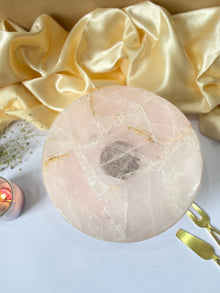Round Rose Quartz Cake Stand with Metal Stand 10 Inch Green