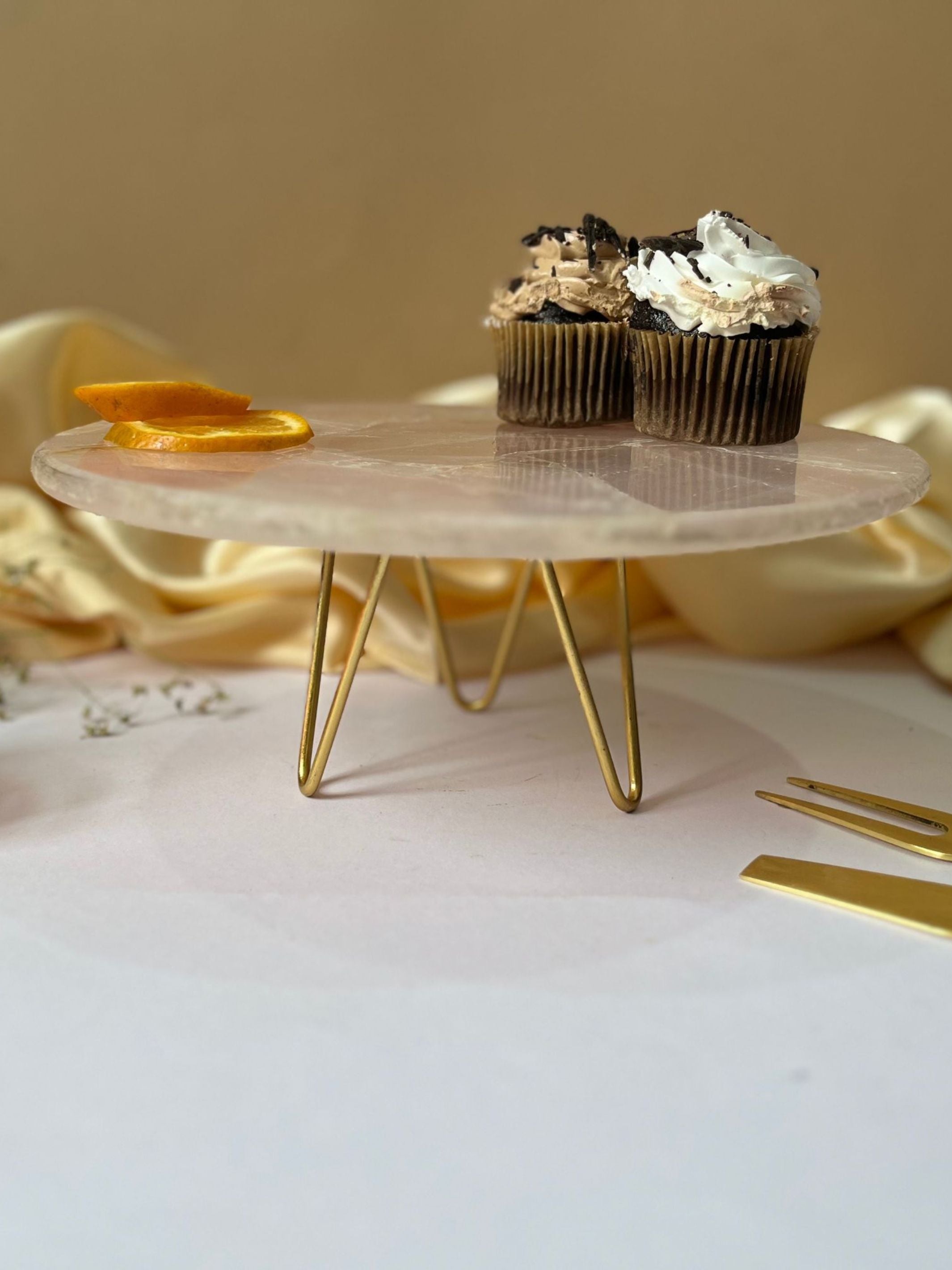 Round Rose Quartz Cake Stand with Metal Stand 10 Inch Green
