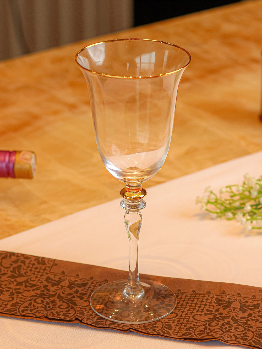 Royale Set Of 4 Wine Glasses with Gift box