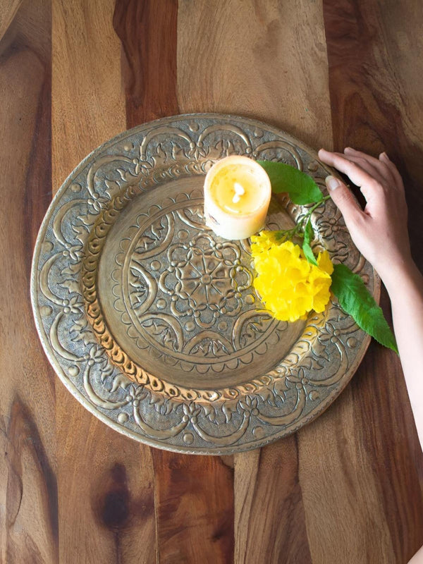 Saaz Gold Wall Decor Plate Large