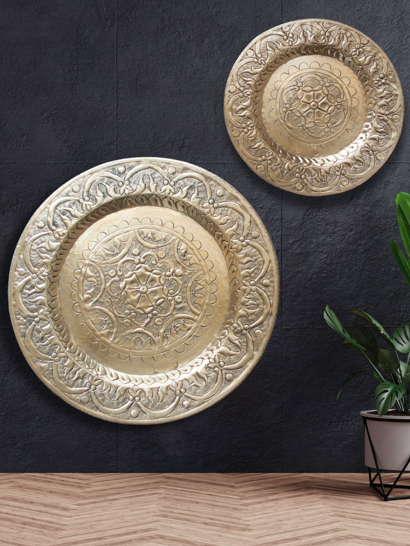 Saaz Gold Wall Decor Plate Set of 2