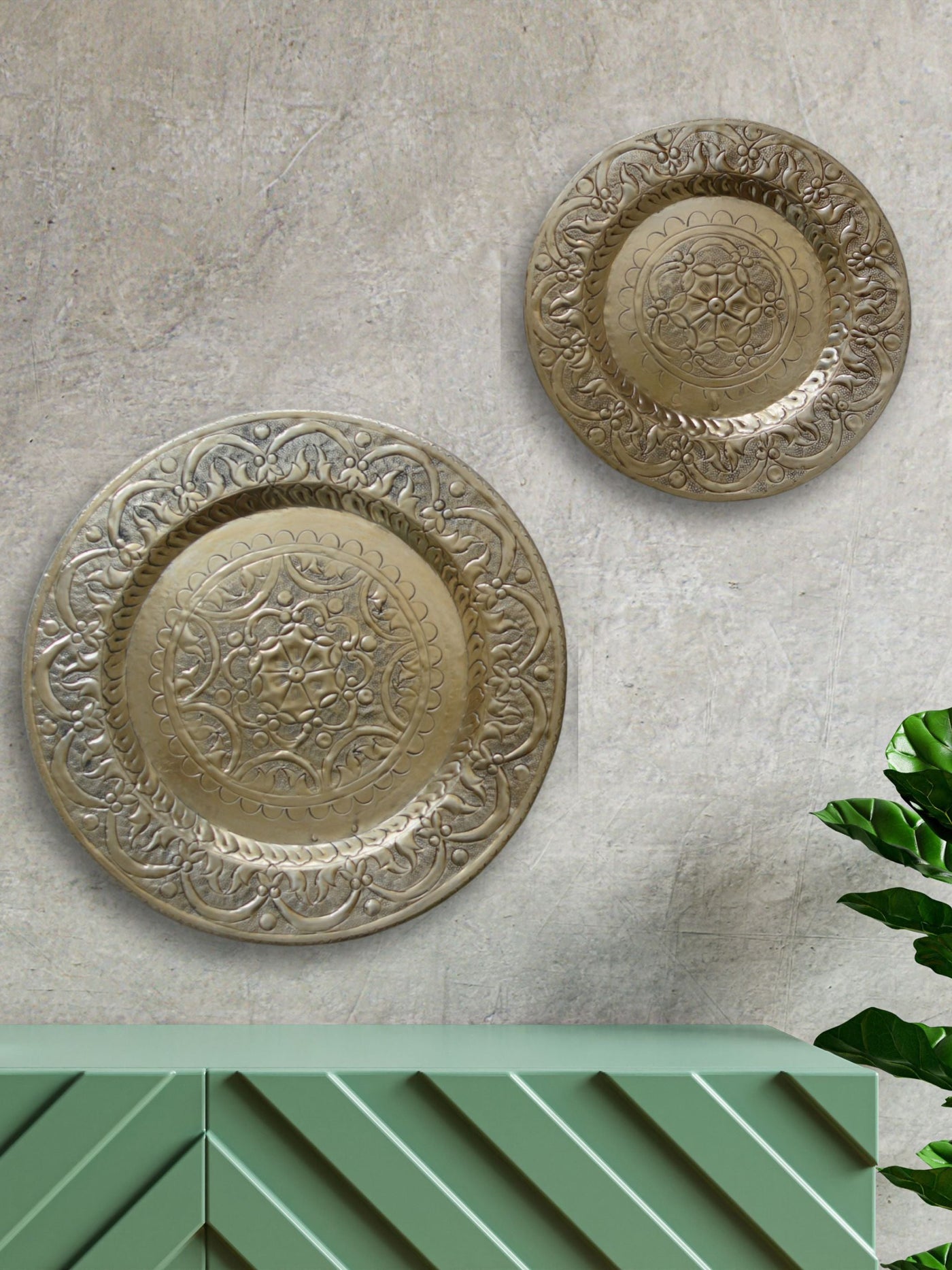 Saaz Silver Wall Decor Plate Set of 2