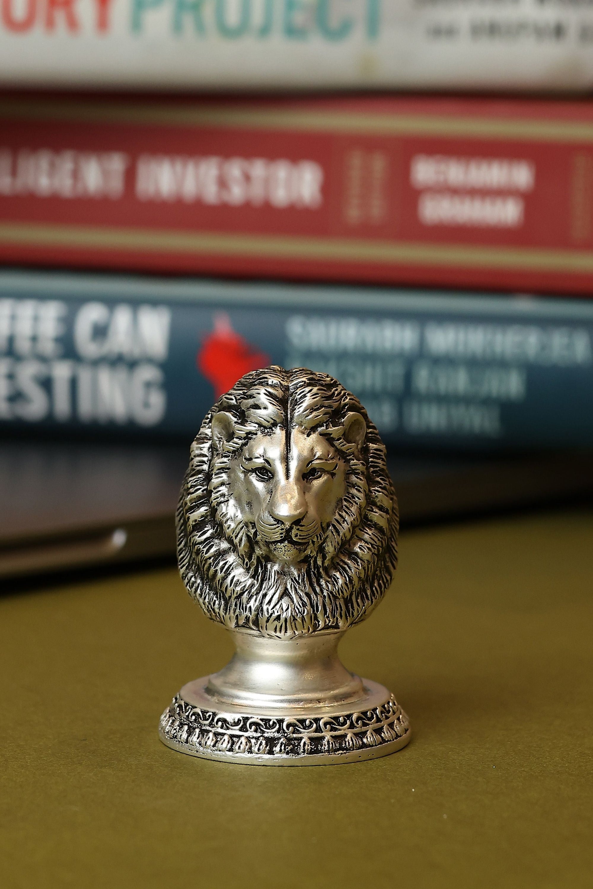 Lion Head Paper Weight for Office Table