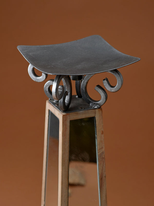 Scroly Glass Candle Stand