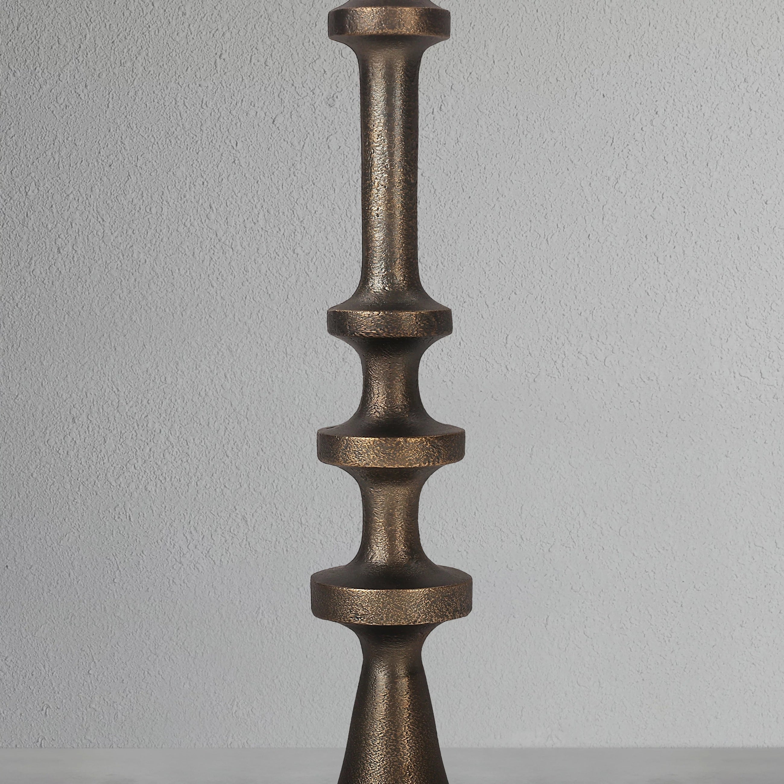 sentinel-candle-stand-large_3_dw.webp