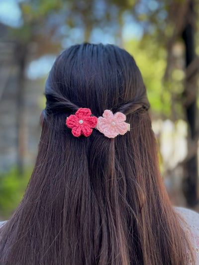 Floral crochet alligator clip