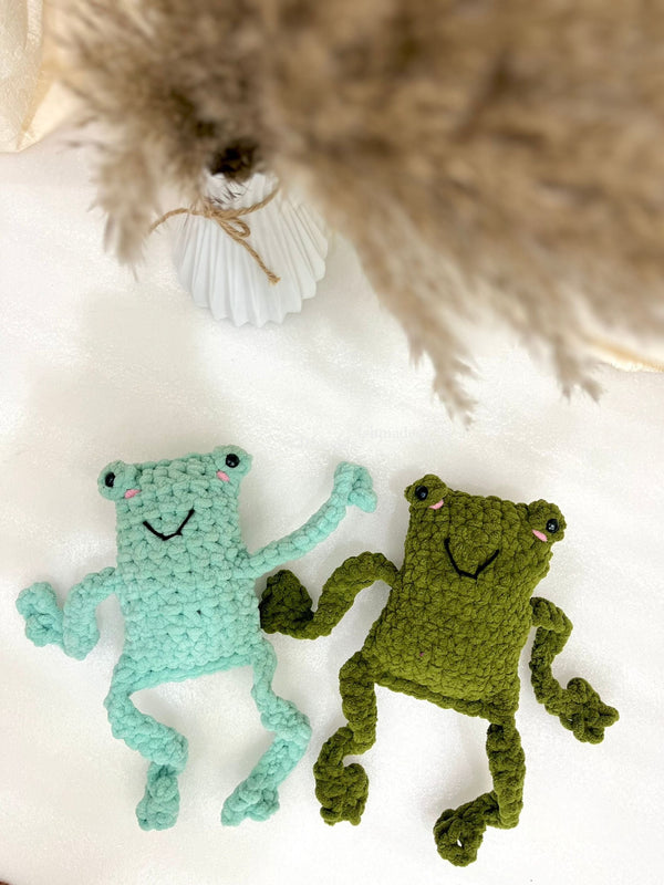 Crochet leggy froggy plushie