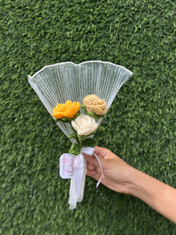 Ishmades Honey Rose bouquet