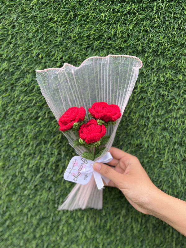 Ishmades Velvet Knots bouquet