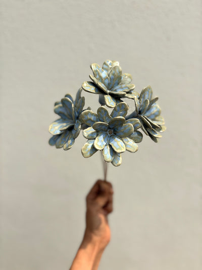 Soft Flame Electric Blue -Single Flower Stem