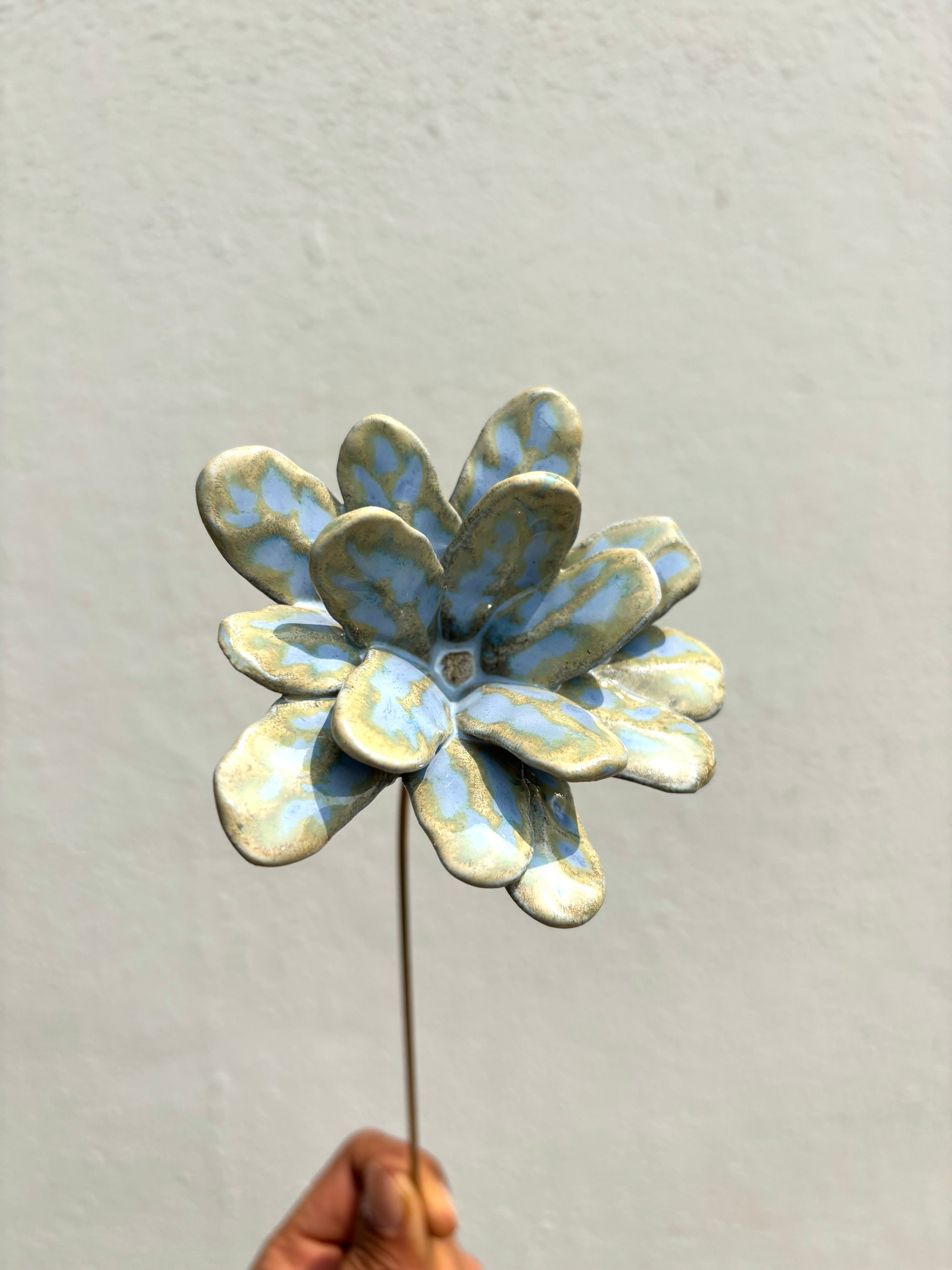 Soft Flame Electric Blue -Single Flower Stem