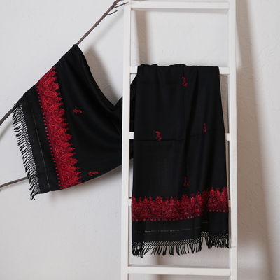 Aari Fine Wool Stole