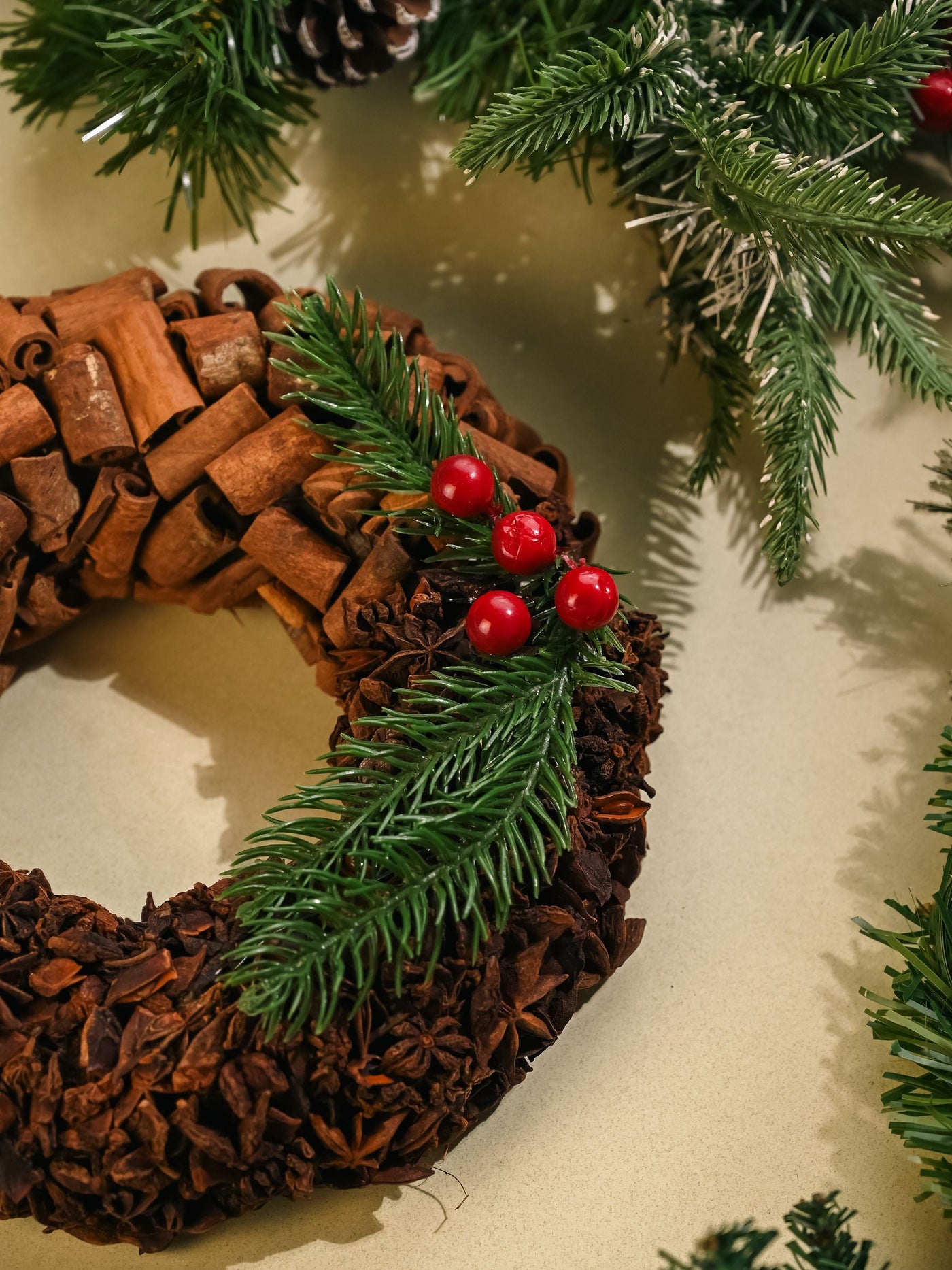 Star anise & cinnamon Christmas wreath