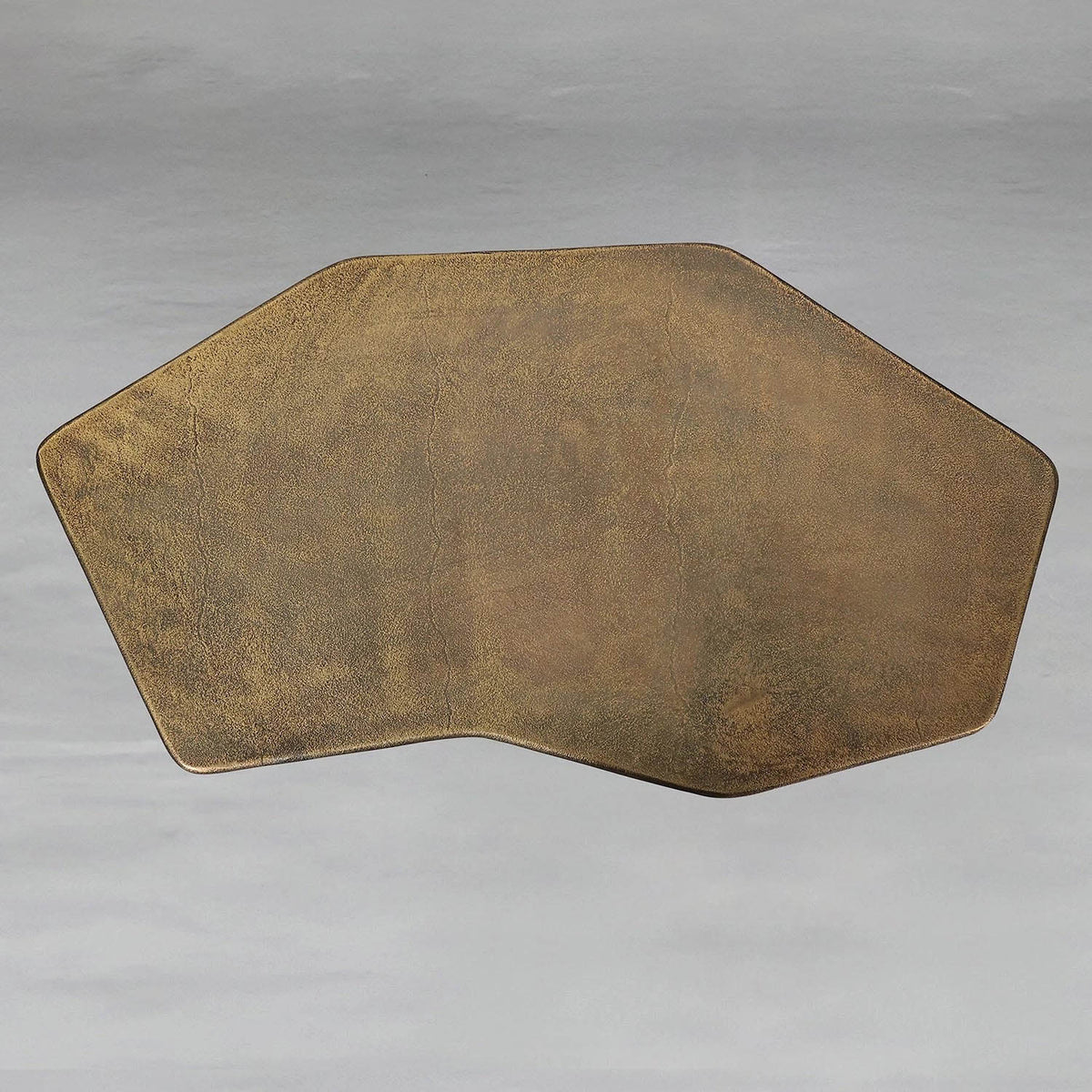 stela-coffee-table_3_dw.webp