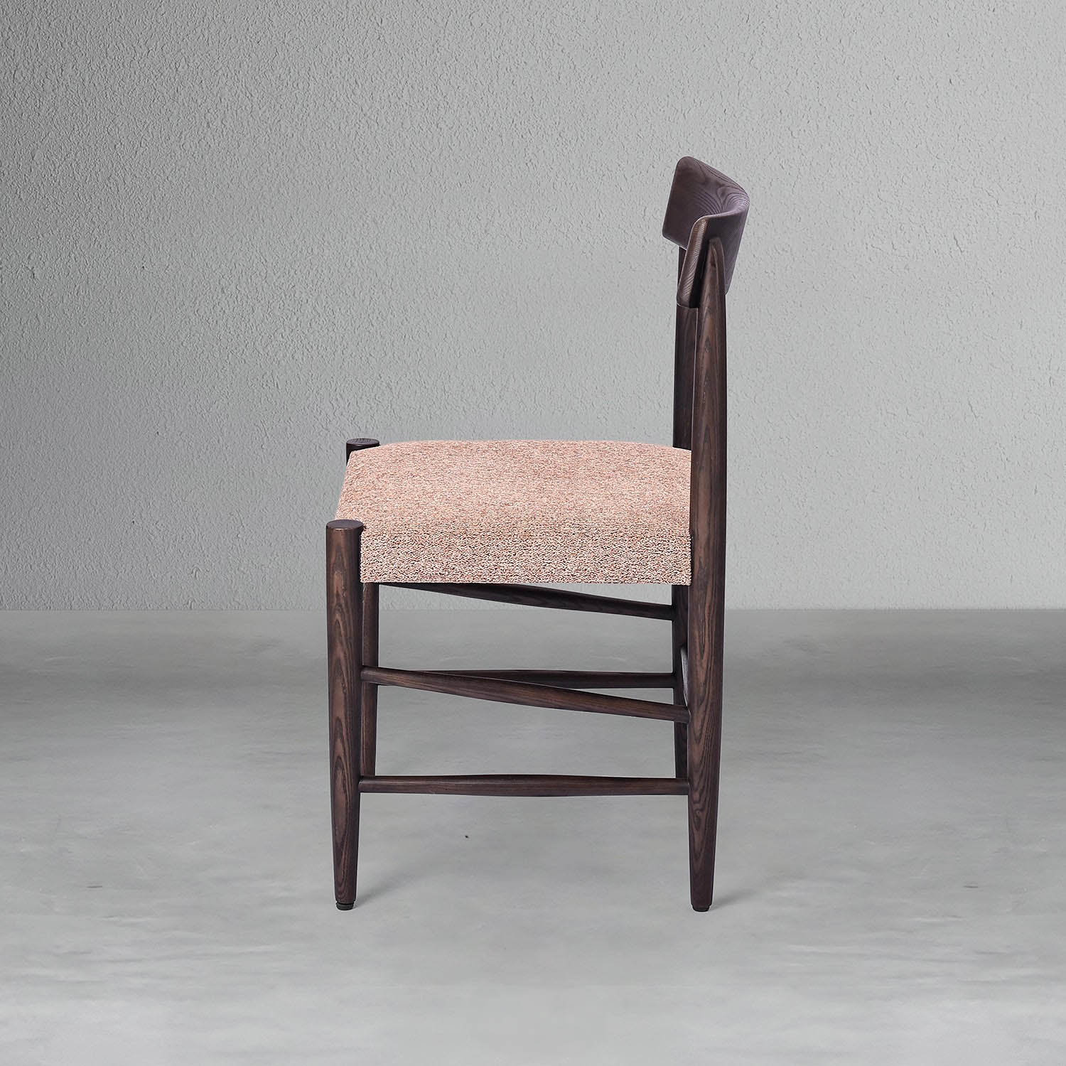 sylvan-chair_5_dw.webp