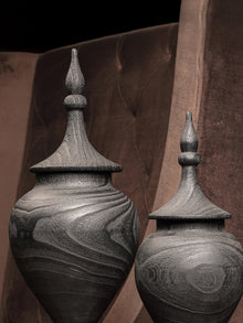 Tall Buckingham Vase With Lid