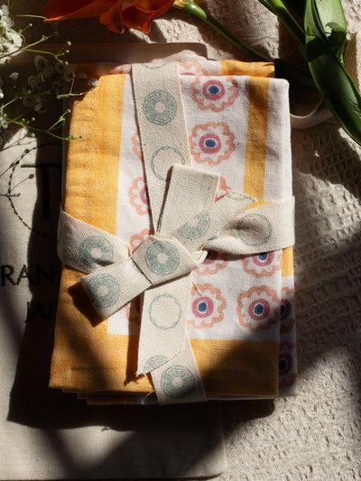 Set Of 2 - Raahat Yellow Flower Cotton Napkin