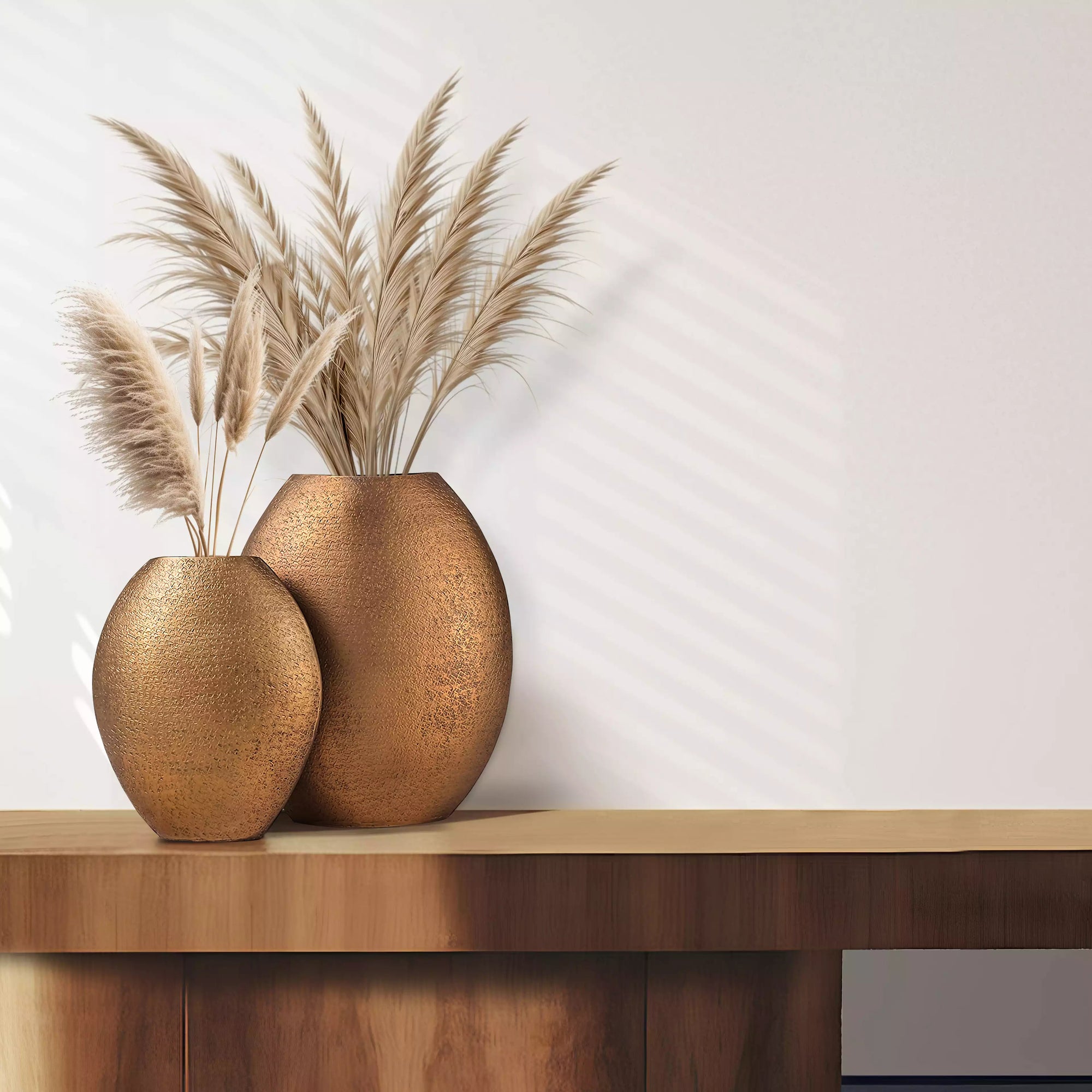 terra-orb-vase-large_5_dw.webp