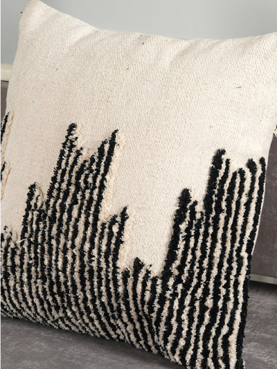 Textured Kilim Tufted Cushion Cover