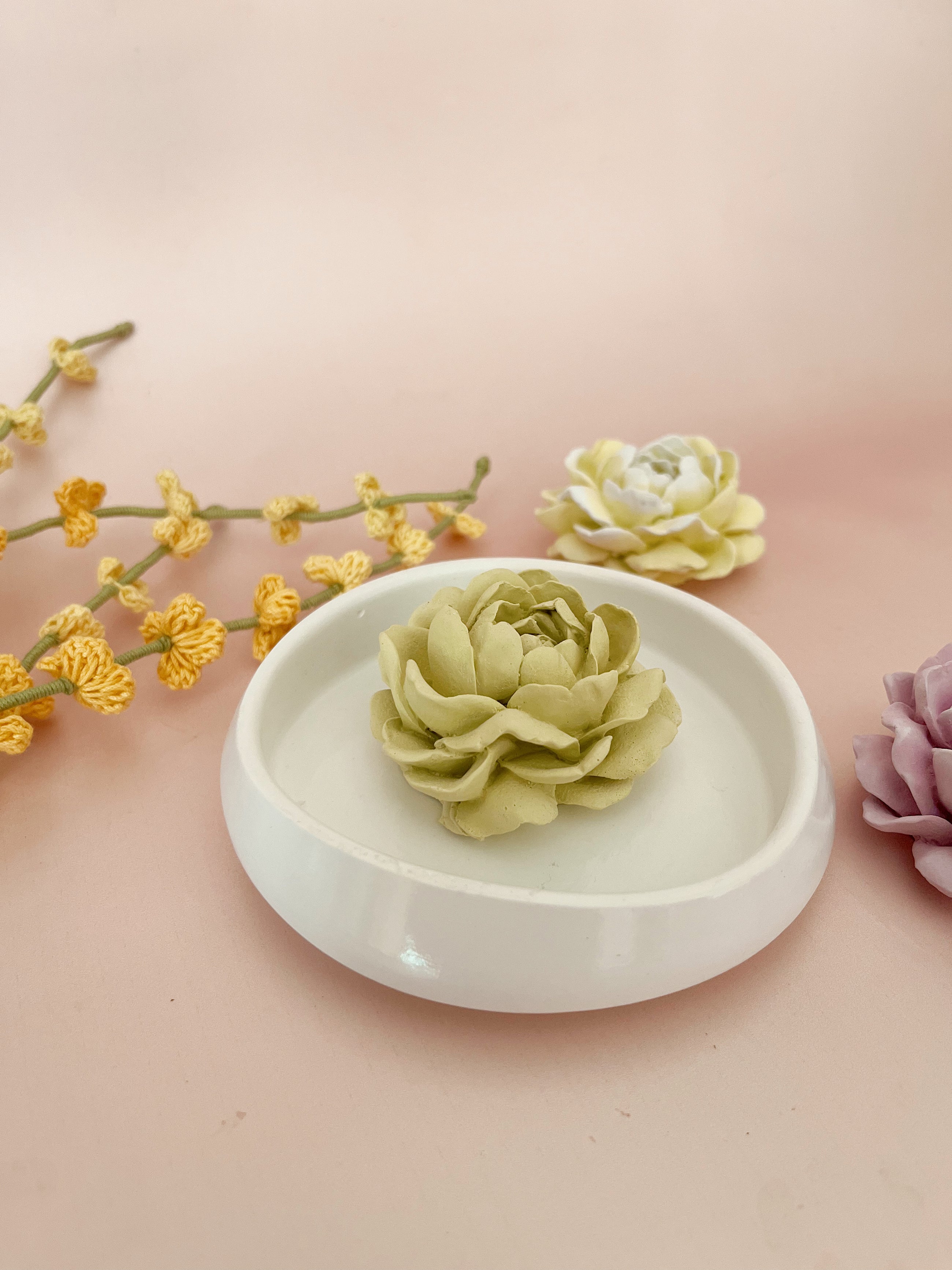 Concrete Flora Diffuser
