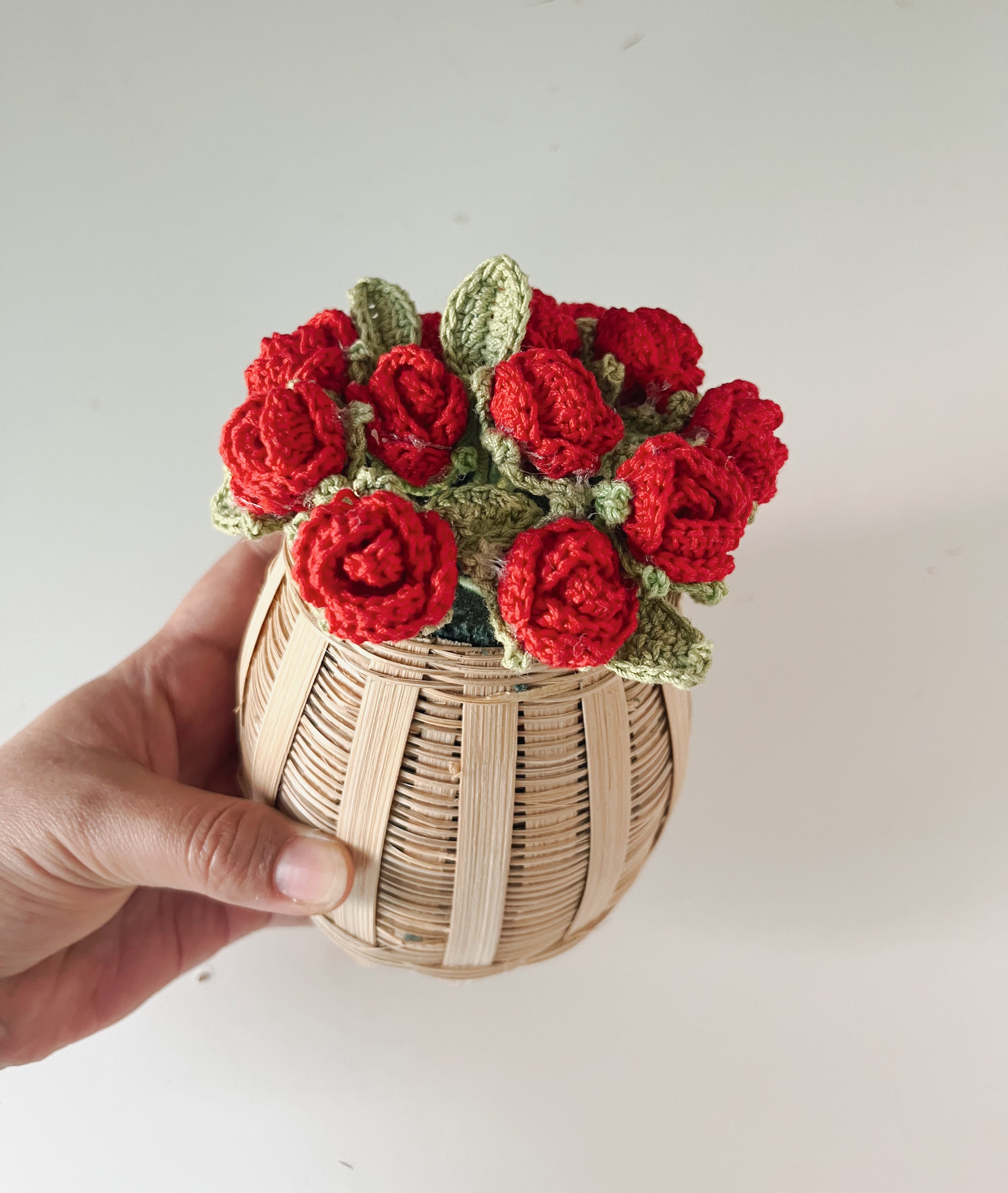Crochet Rosette Cane Basket