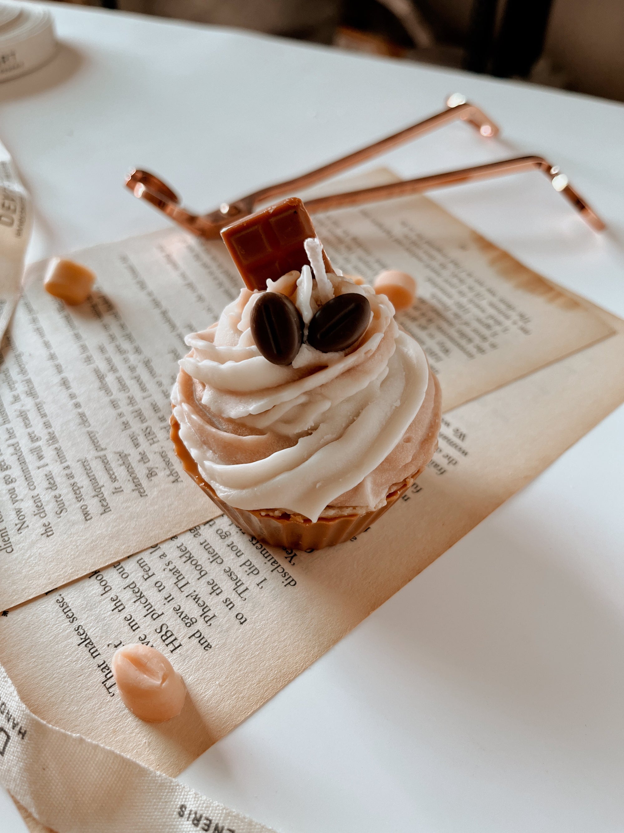 Cup cake Dessert Candle