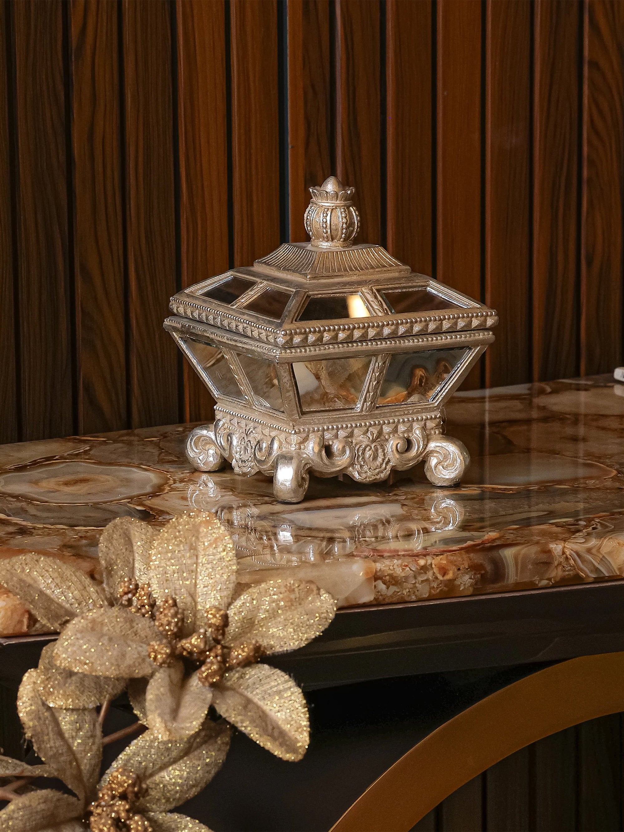 The Elite Jewel Box