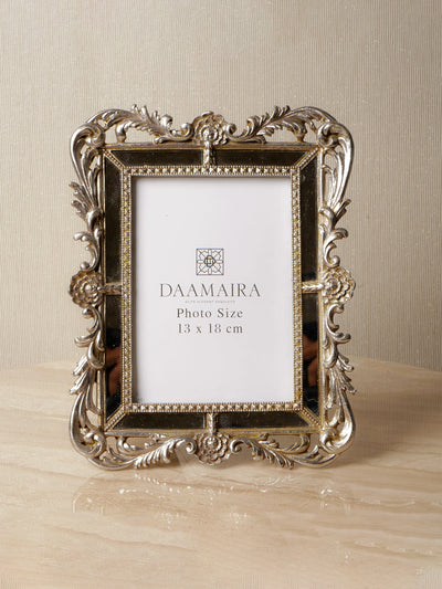The Esctasy Photo Frame - S