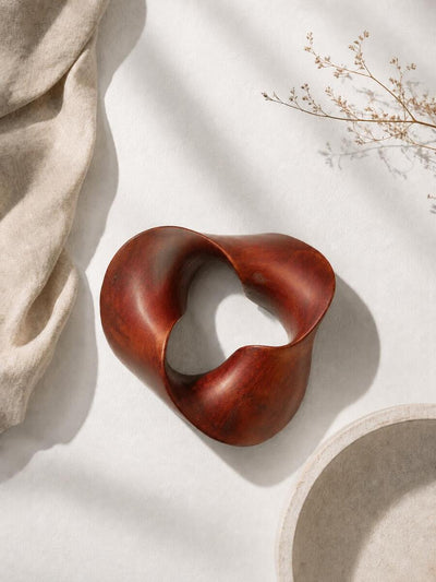 The Trinity Knot – Abstract Wooden Centerpiece & Shelf Decor