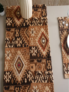 Table Runner - Handloom Tranquil Trellis