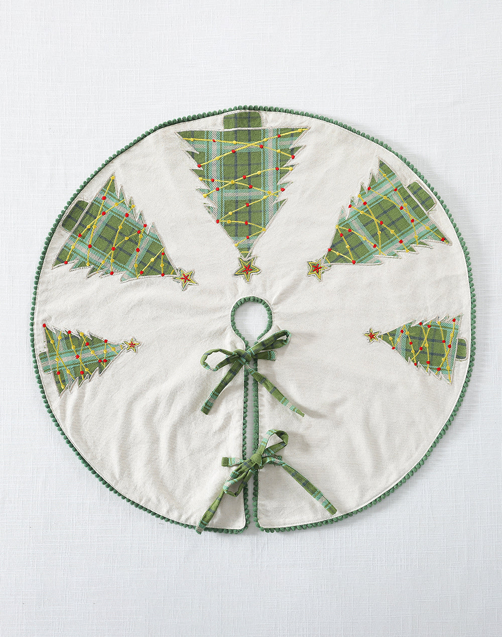 TREE SKIRT X MAS TREE