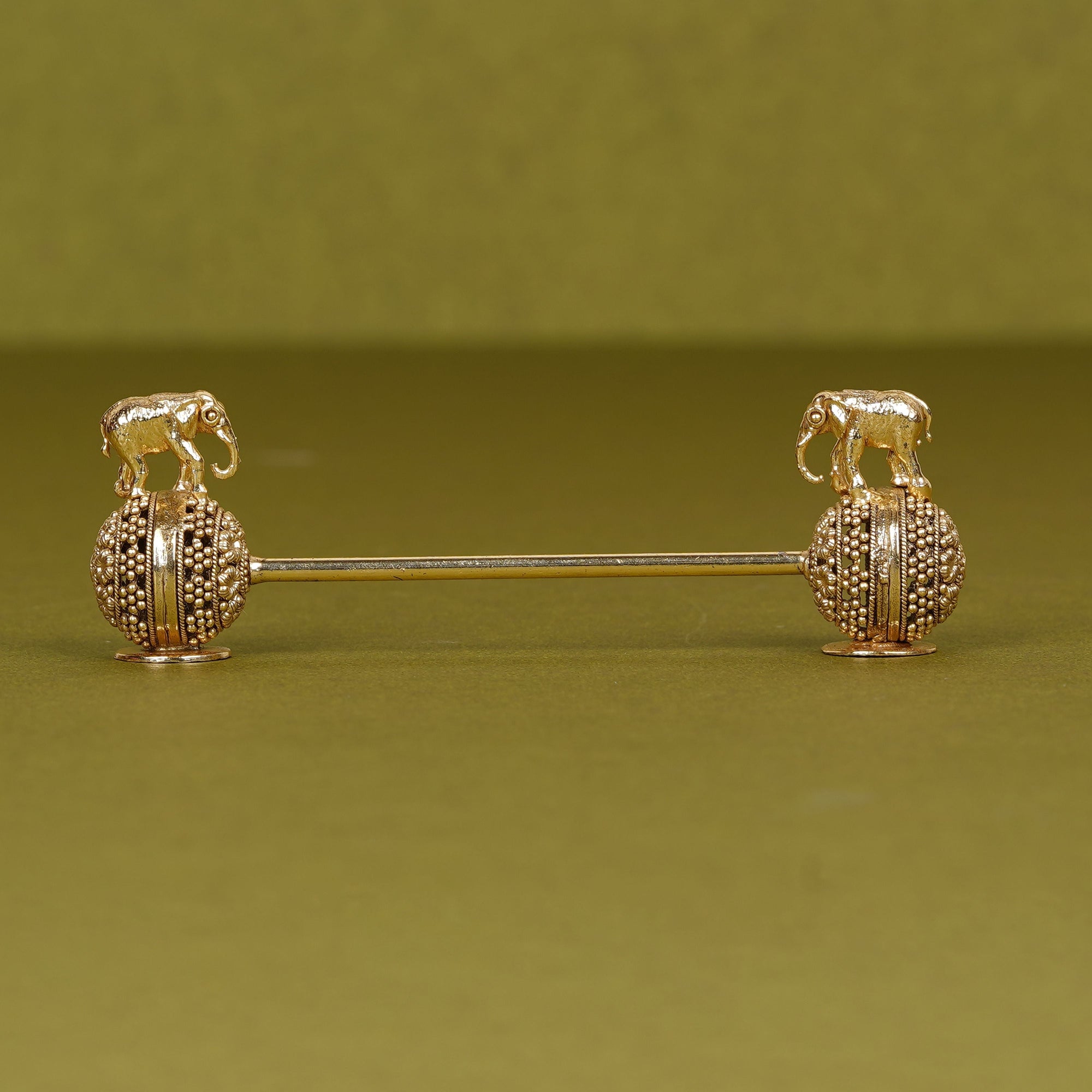 Twin Elephant Spoon Rest on Handcrafted Ball