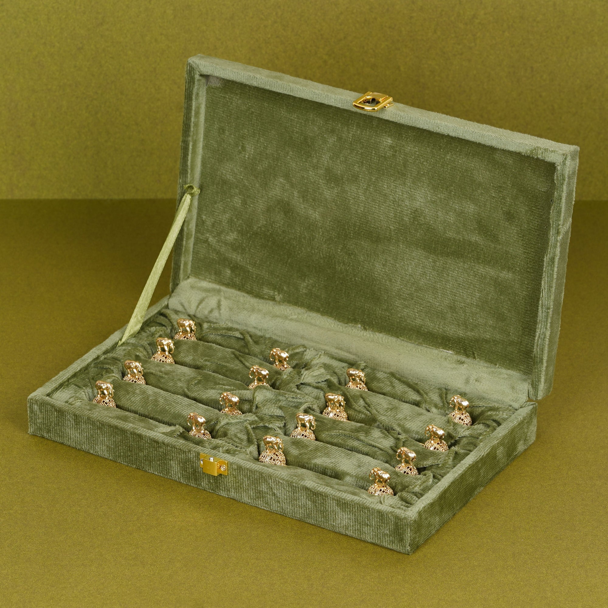 Twin Elephant Spoon Rest on Handcrafted Ball