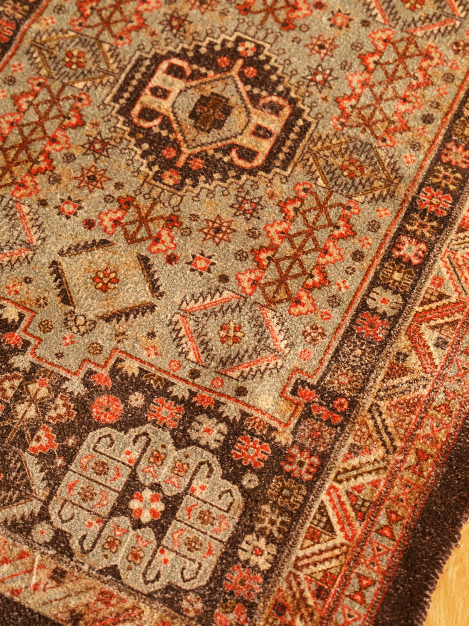 Chenille Rugs | Traditional Pattern Rug – The Purple Pony