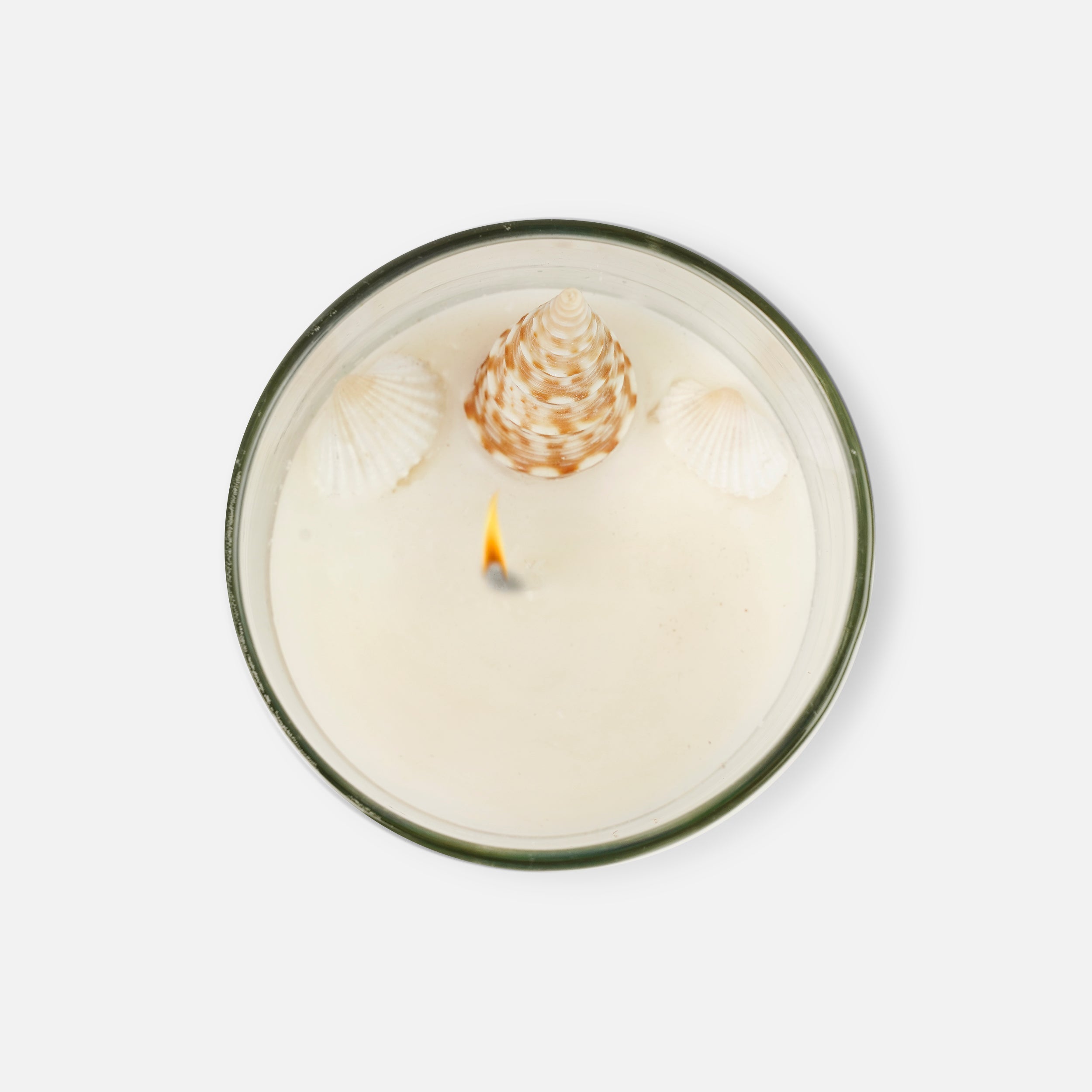 Forsellini Handmade Candle with Handmade Shell