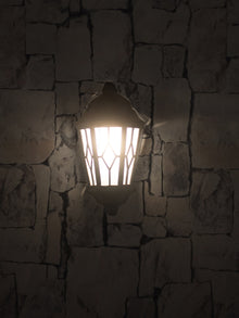 Venetian Small Outdoor Wall Light