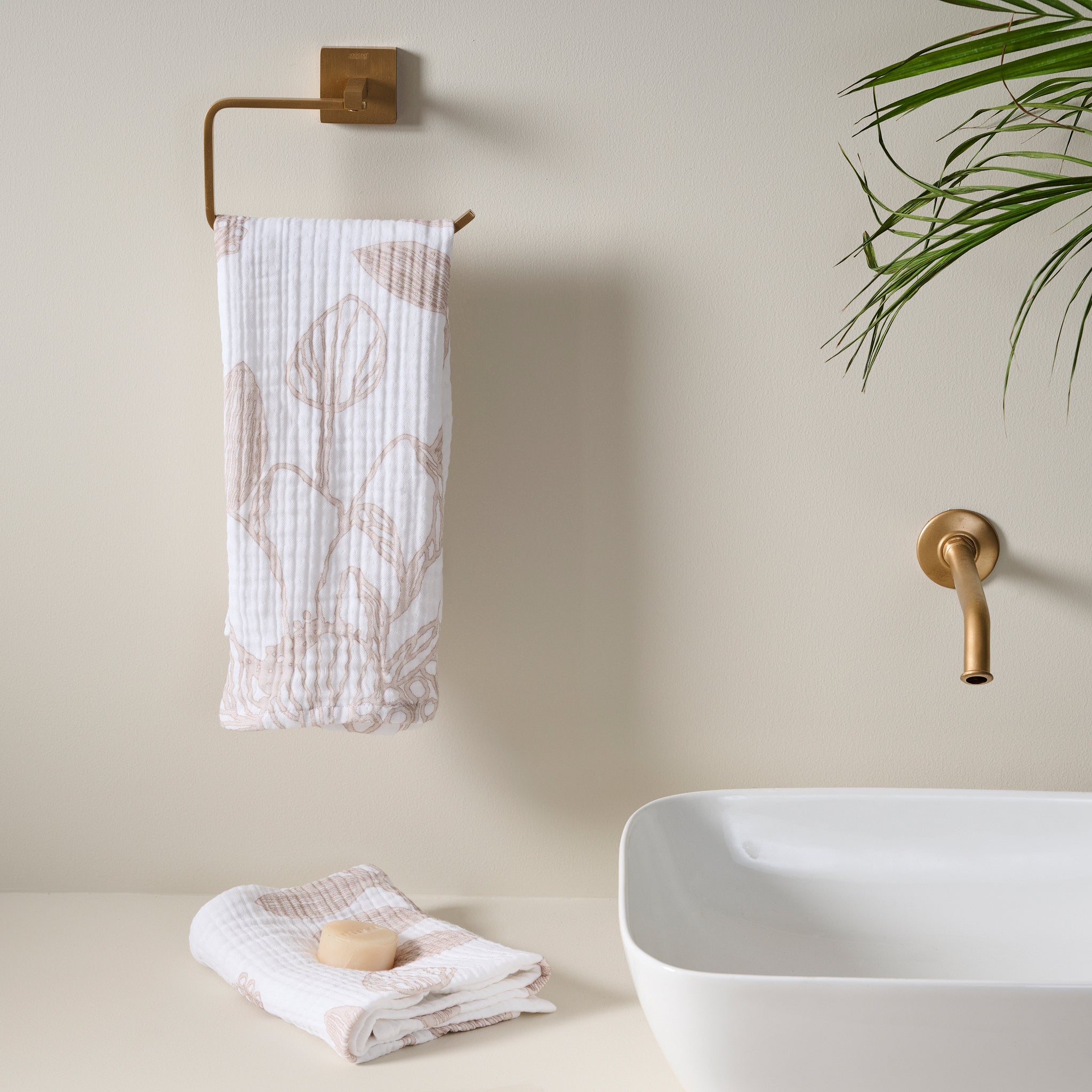 Vine Bloom | Cotton Gauze | Hand Towel - Product Image 