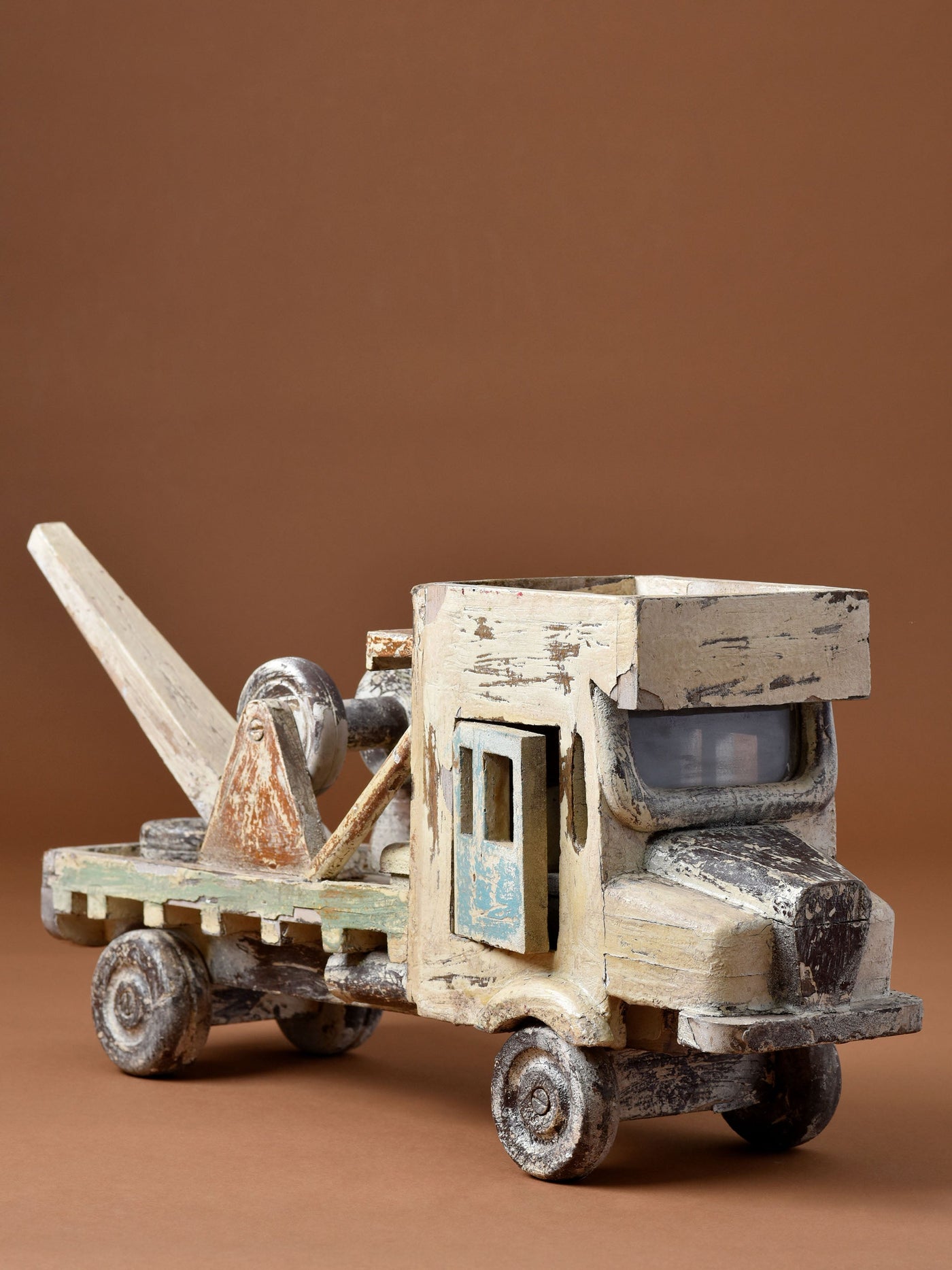 Vintage Distress Wooden Truck