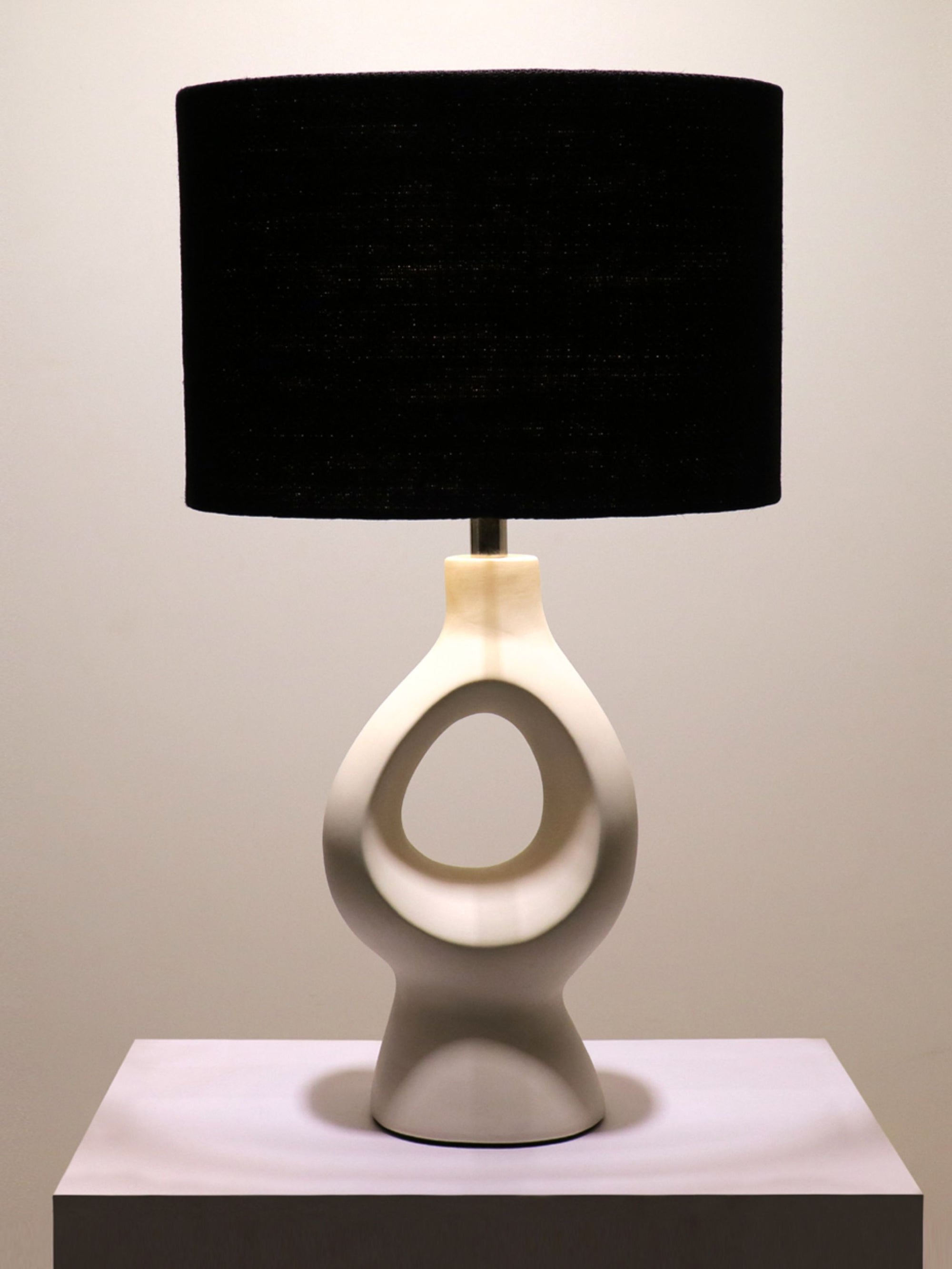 Void Ceramic Table Lamp