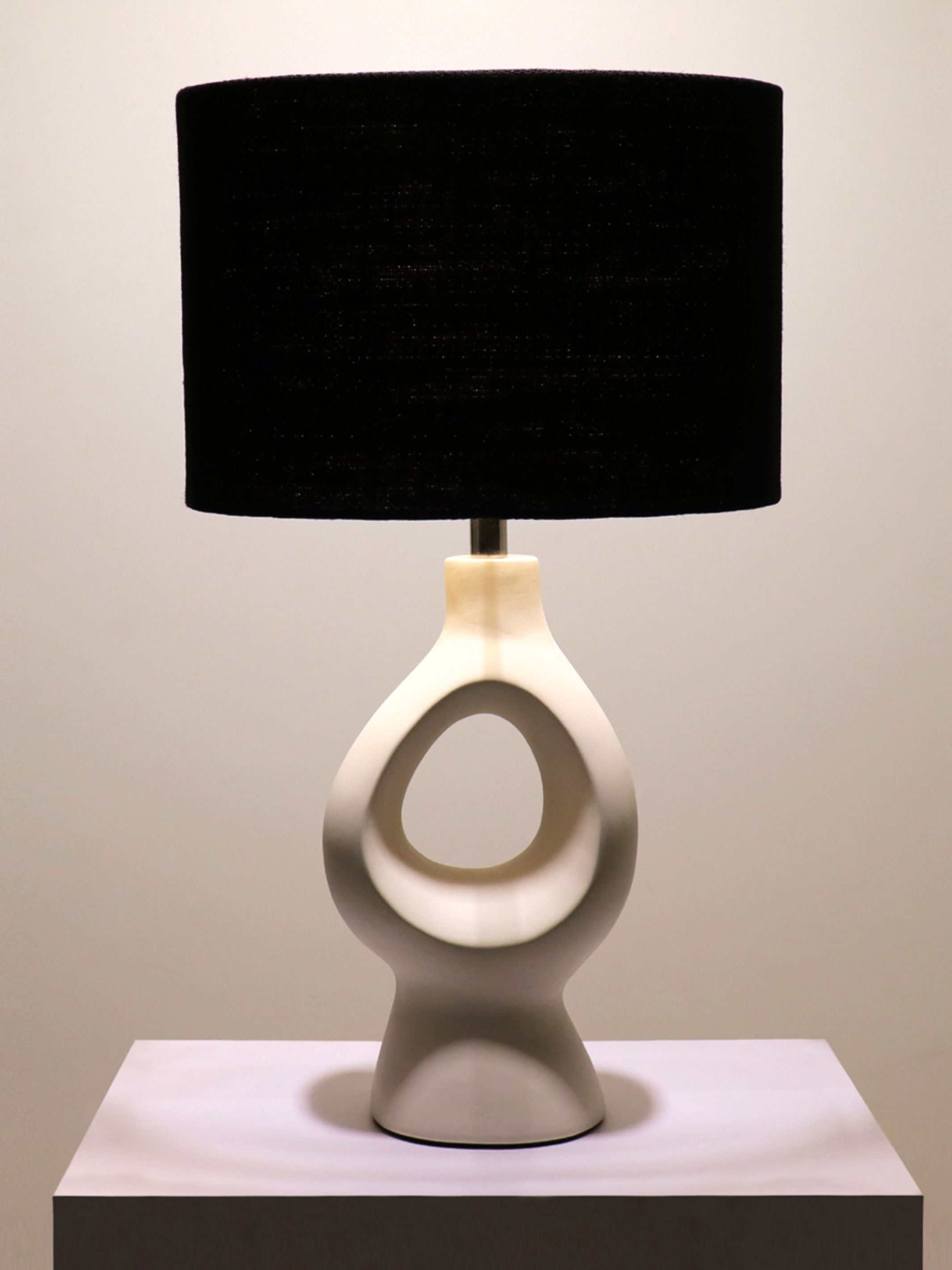 Void Ceramic Table Lamp