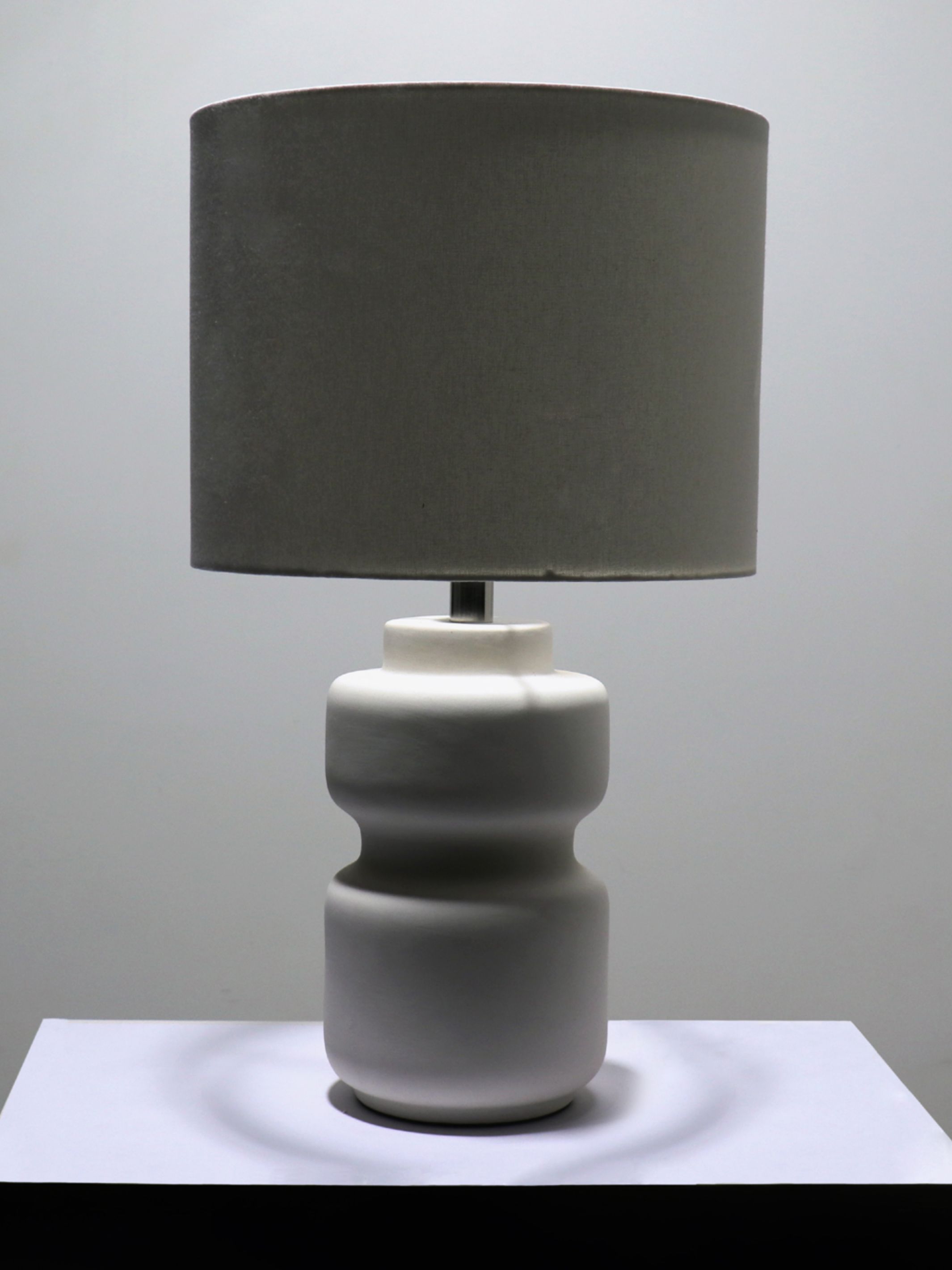 Waken Curve Table Lamp
