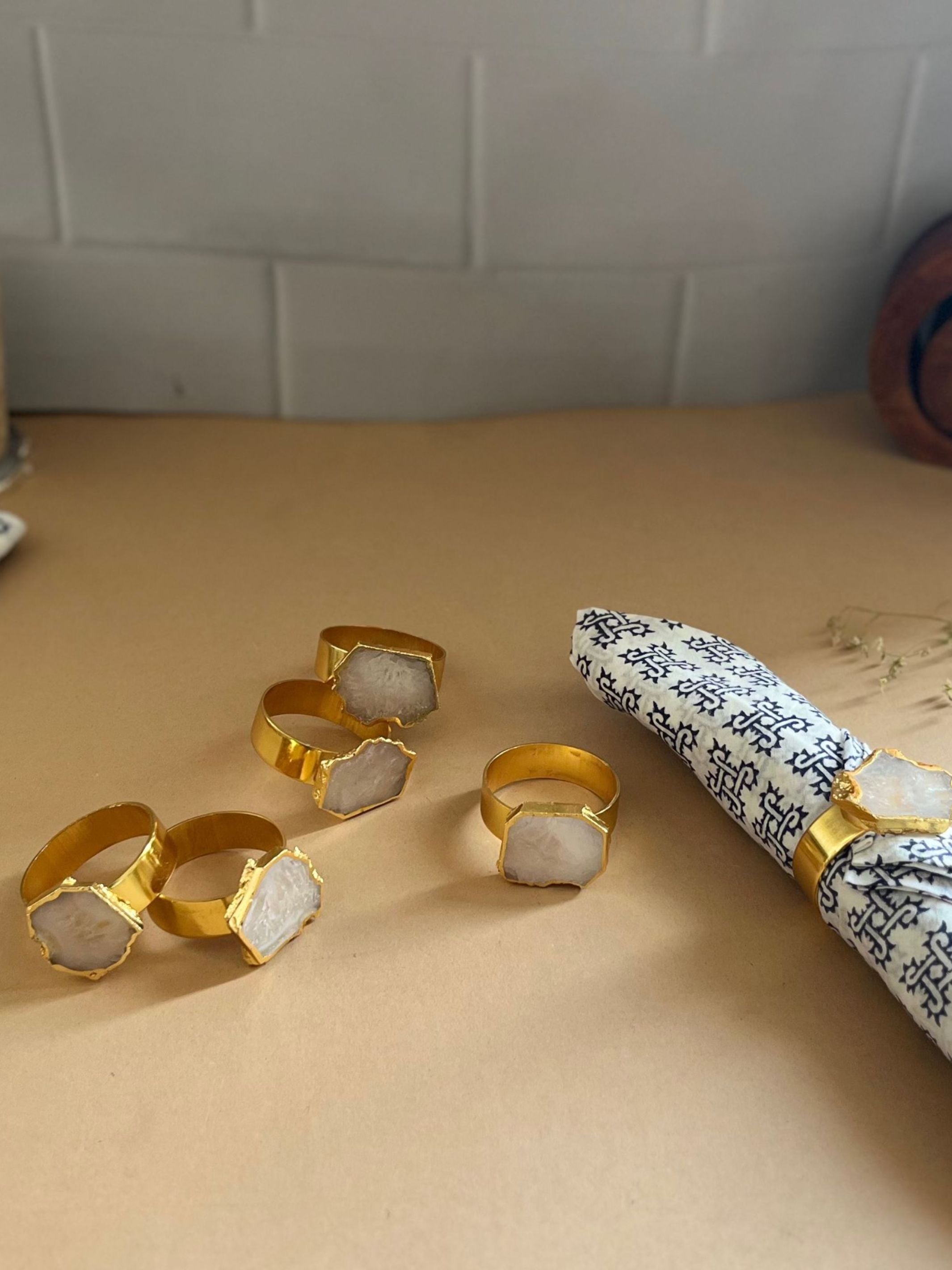 Crystal Agate Napkin Rings Set